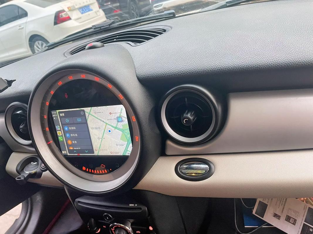 告别数据线束缚！宝马MINI升级无线CarPlay，从此上车即连，智能化体验拉满